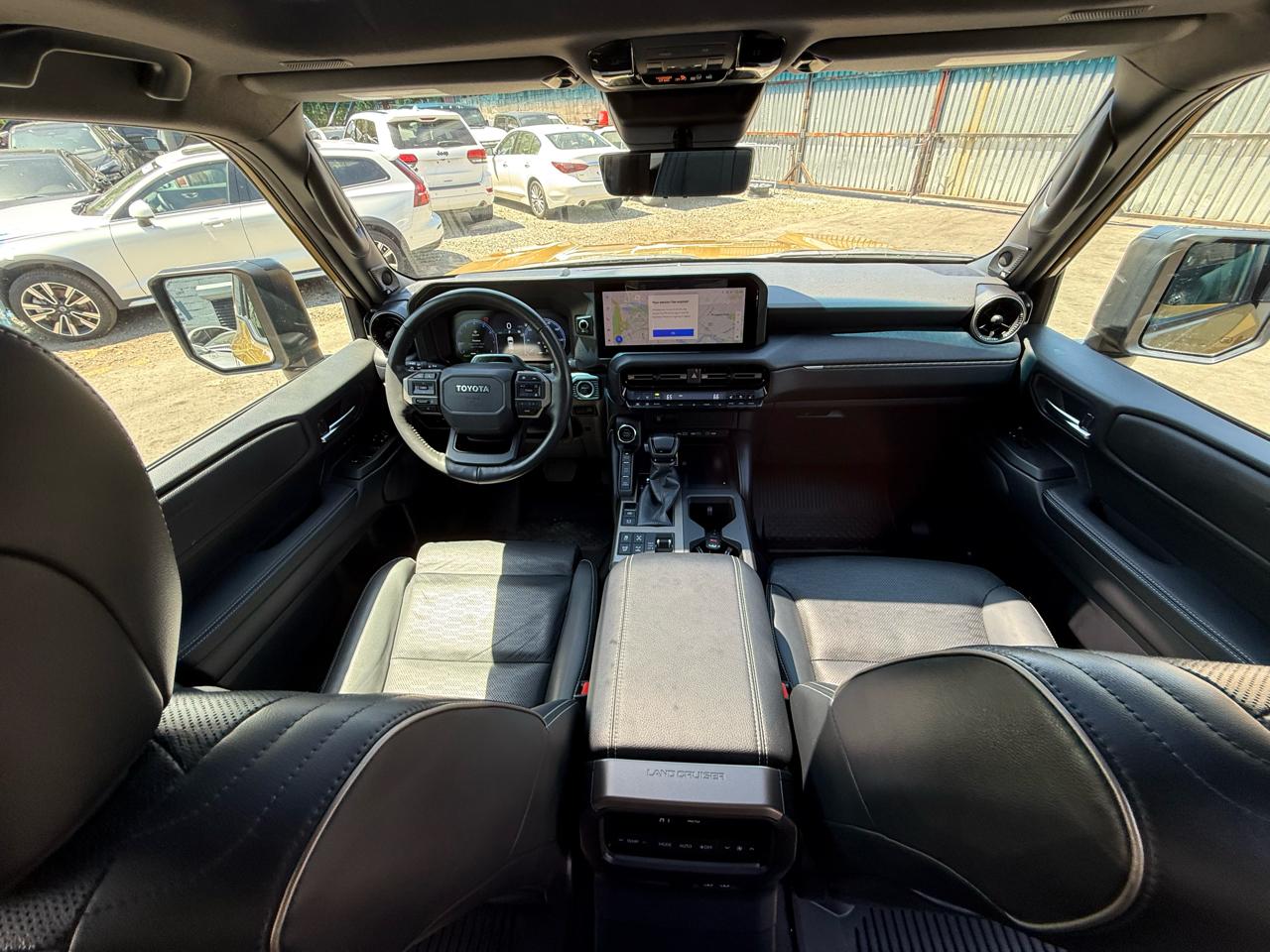 Toyota Land Cruiser Base 2024