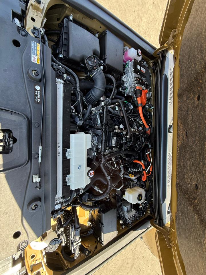 Toyota Land Cruiser Base 2024