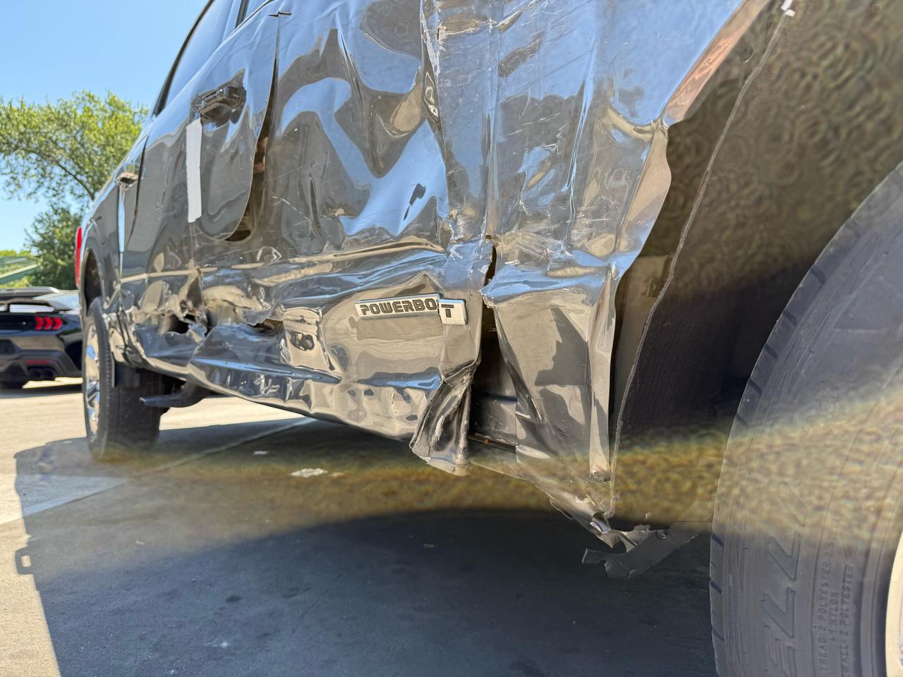 Ford F-150 4WD SuperCrew 145" Lariat 2023