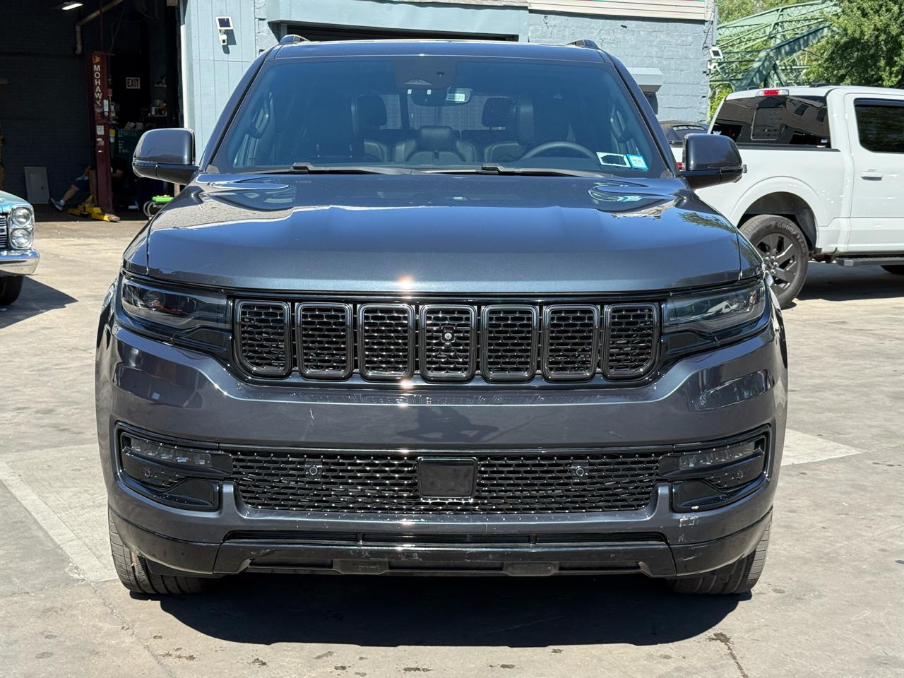 Jeep Wagoneer Series I 4WD 2022