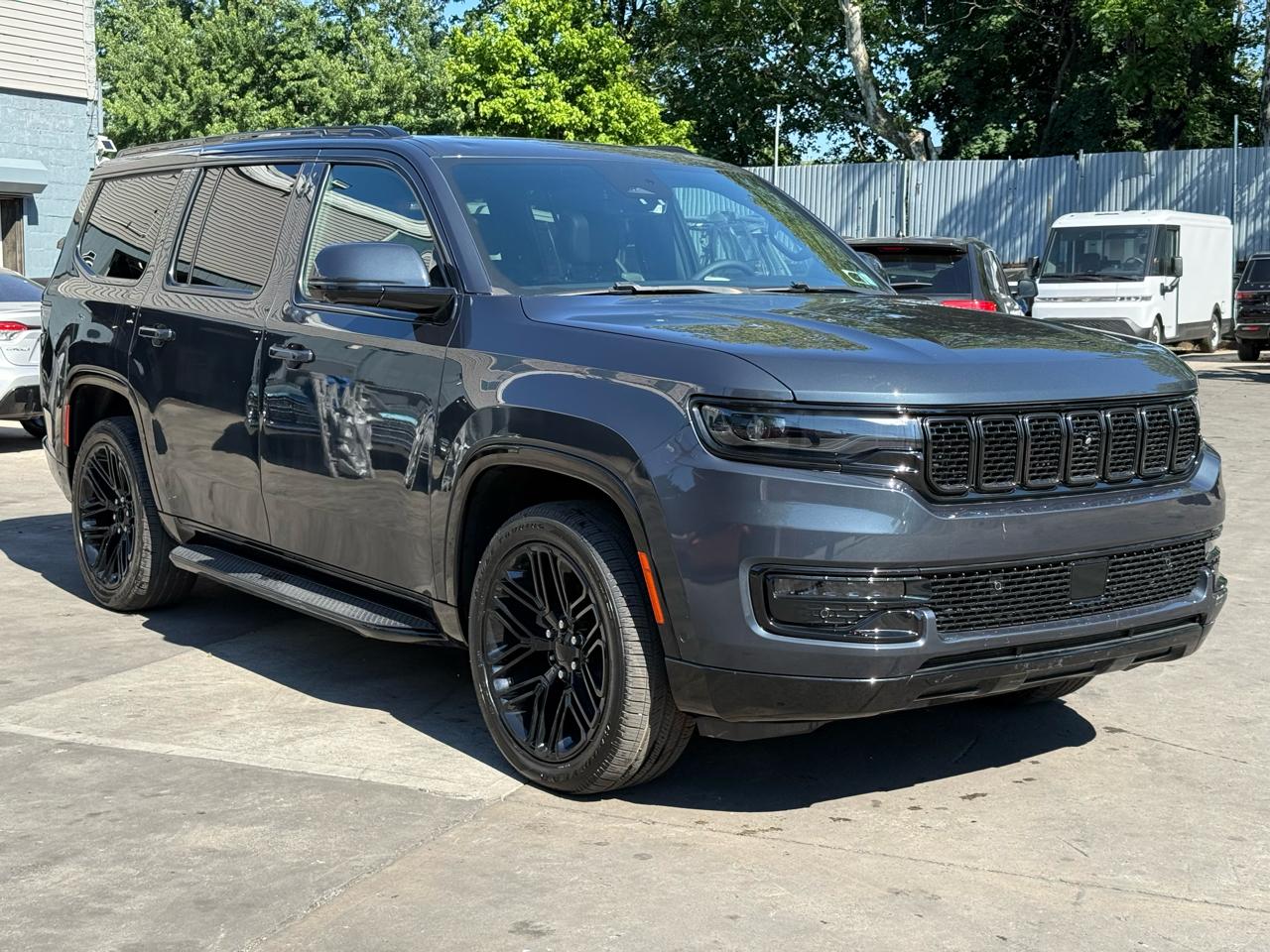 Jeep Wagoneer Series I 4WD 2022