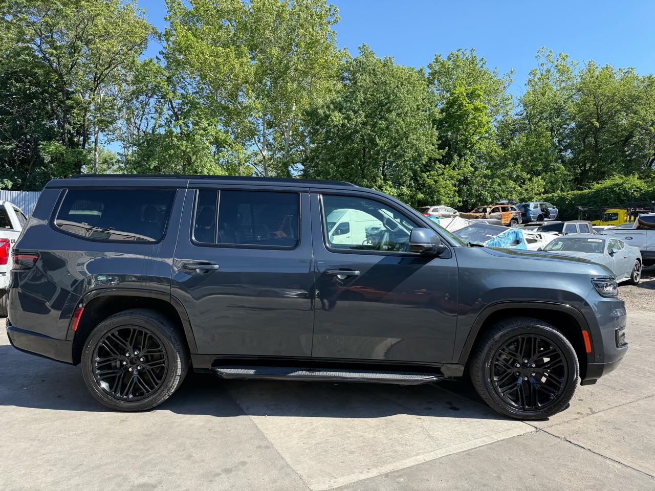 Jeep Wagoneer Series I 4WD 2022