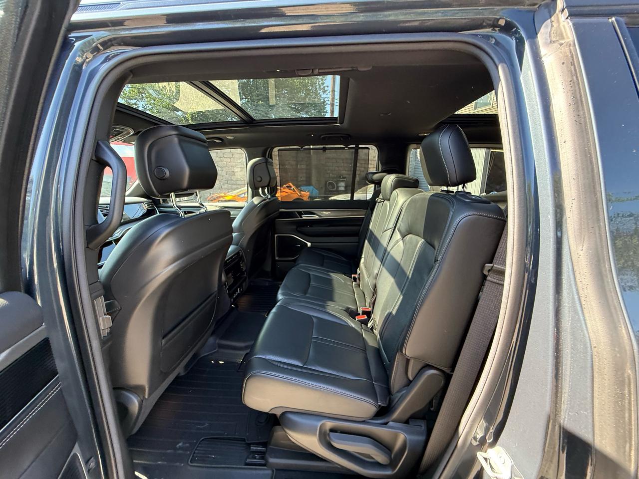 Jeep Wagoneer Series I 4WD 2022