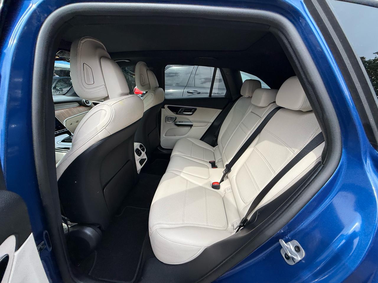 Mercedes-Benz GLC-Class GLC300 4MATIC 2025