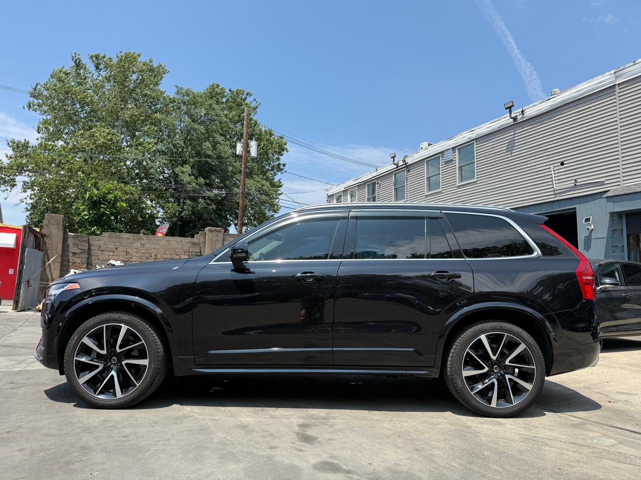 Volvo XC90 T6 Momentum AWD 2021