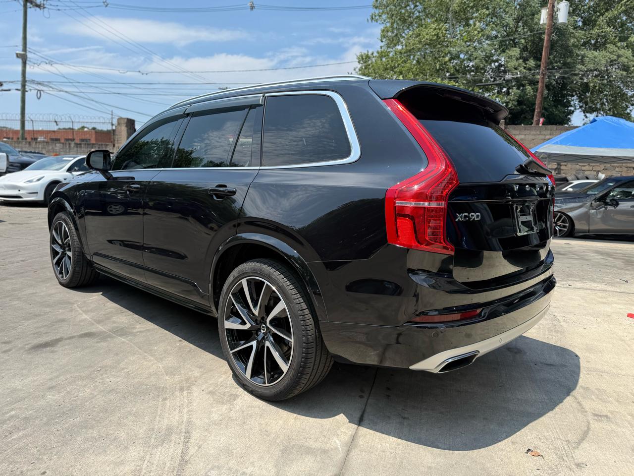 Volvo XC90 T6 Momentum AWD 2021