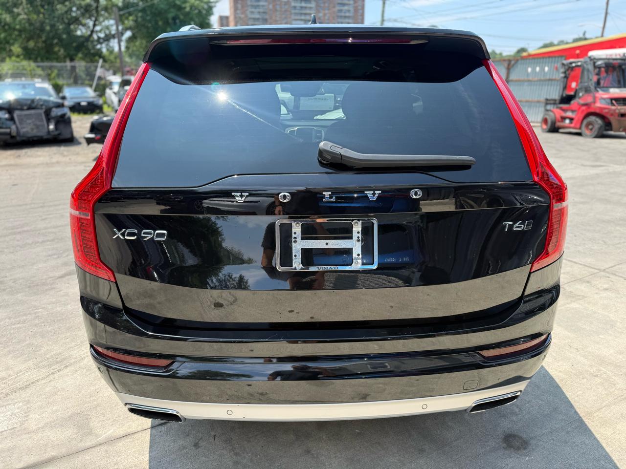 Volvo XC90 T6 Momentum AWD 2021