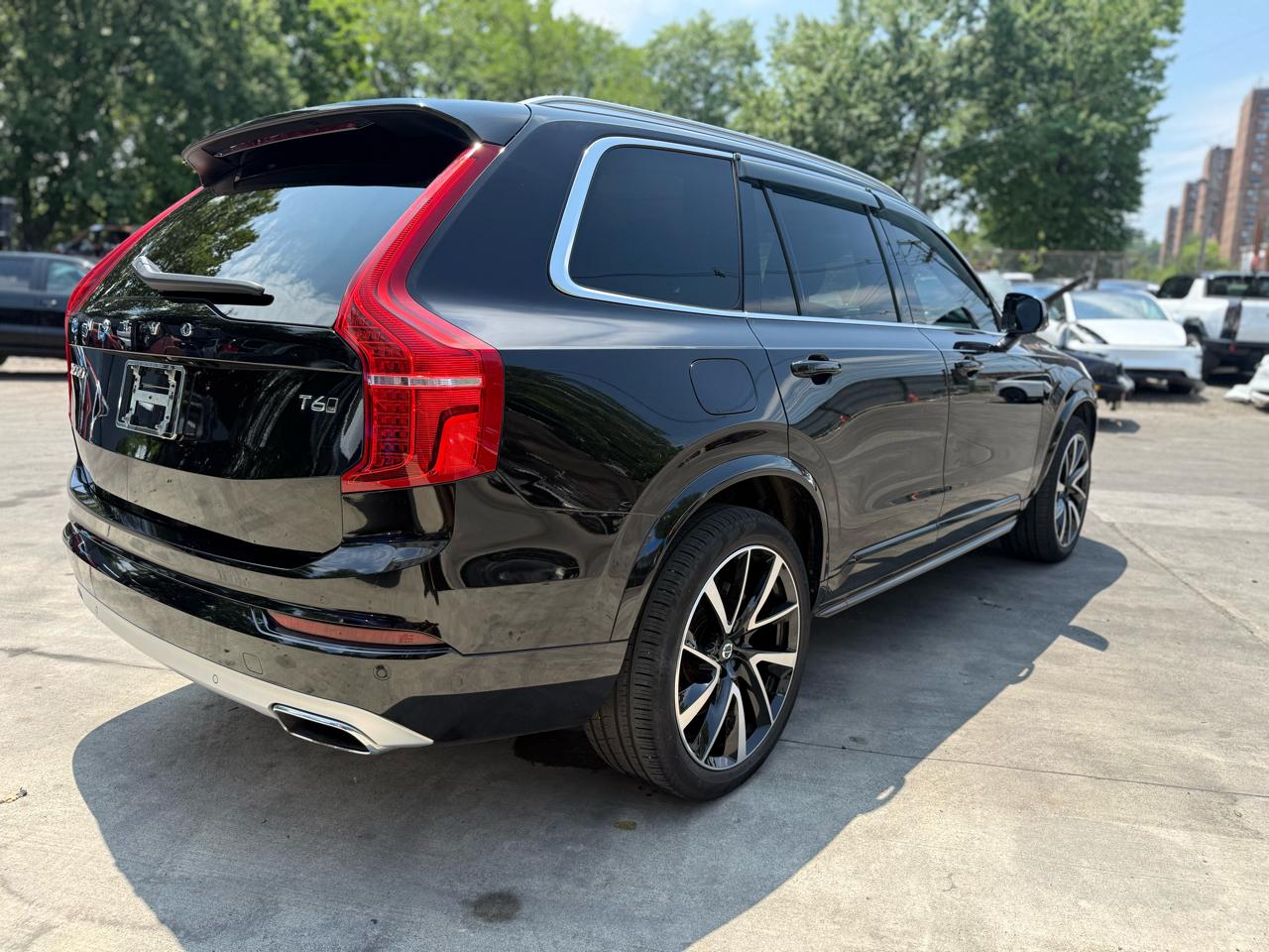 Volvo XC90 T6 Momentum AWD 2021