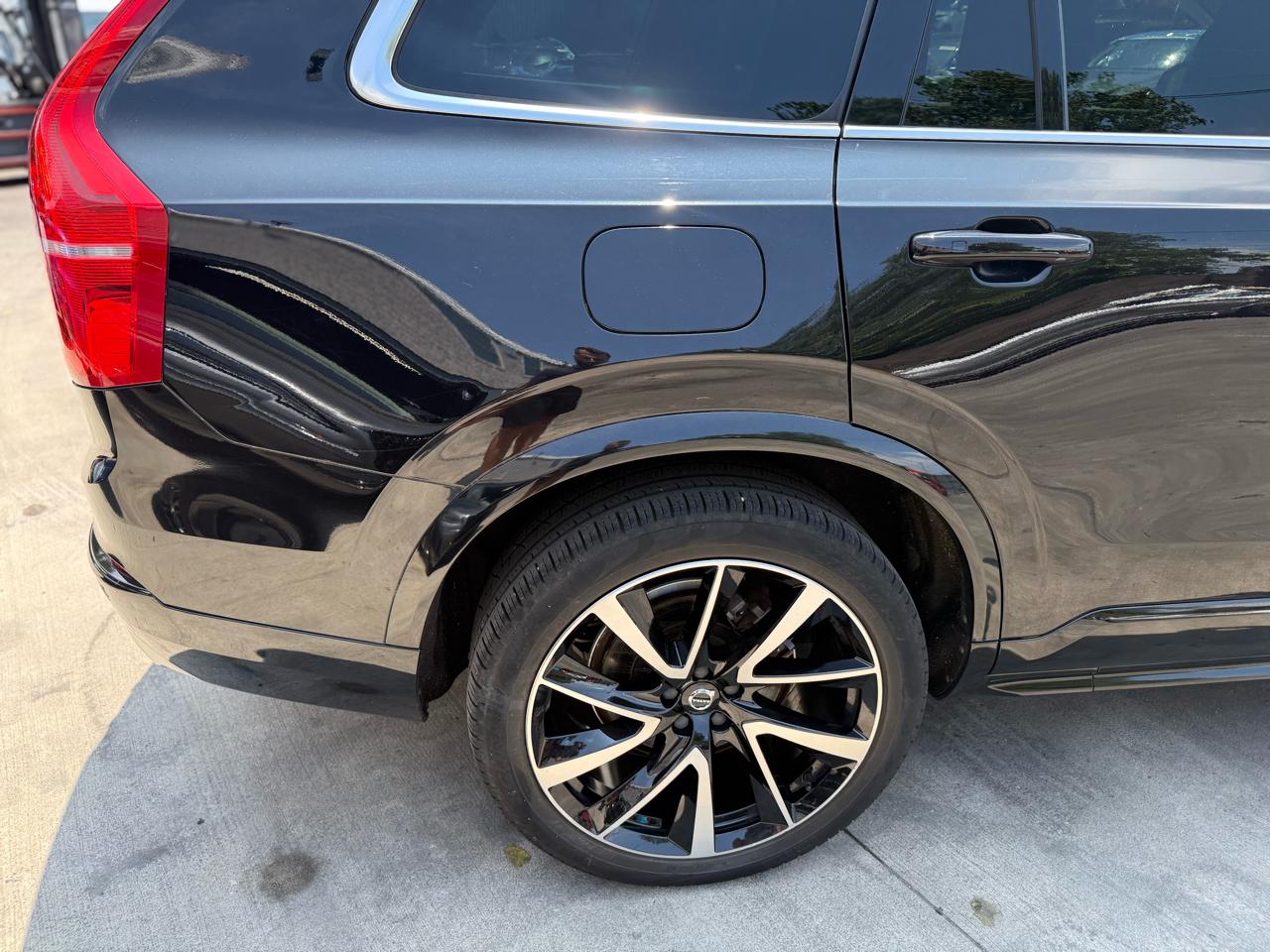 Volvo XC90 T6 Momentum AWD 2021