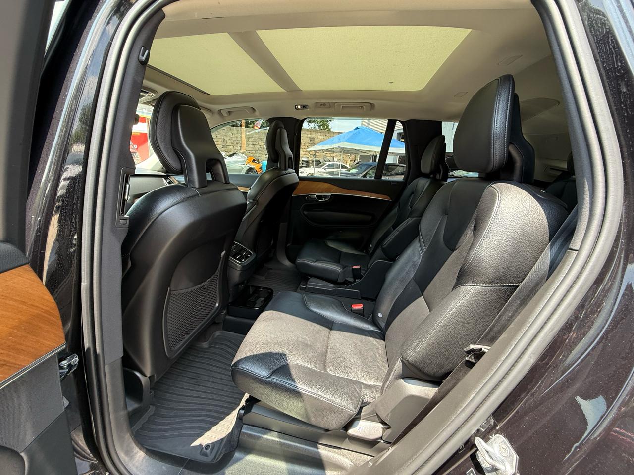 Volvo XC90 T6 Momentum AWD 2021