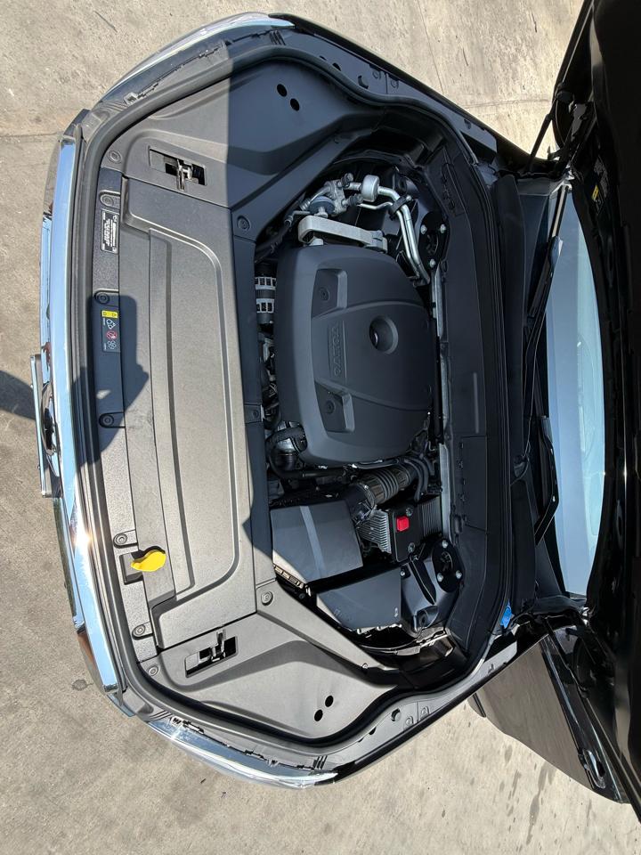 Volvo XC90 T6 Momentum AWD 2021