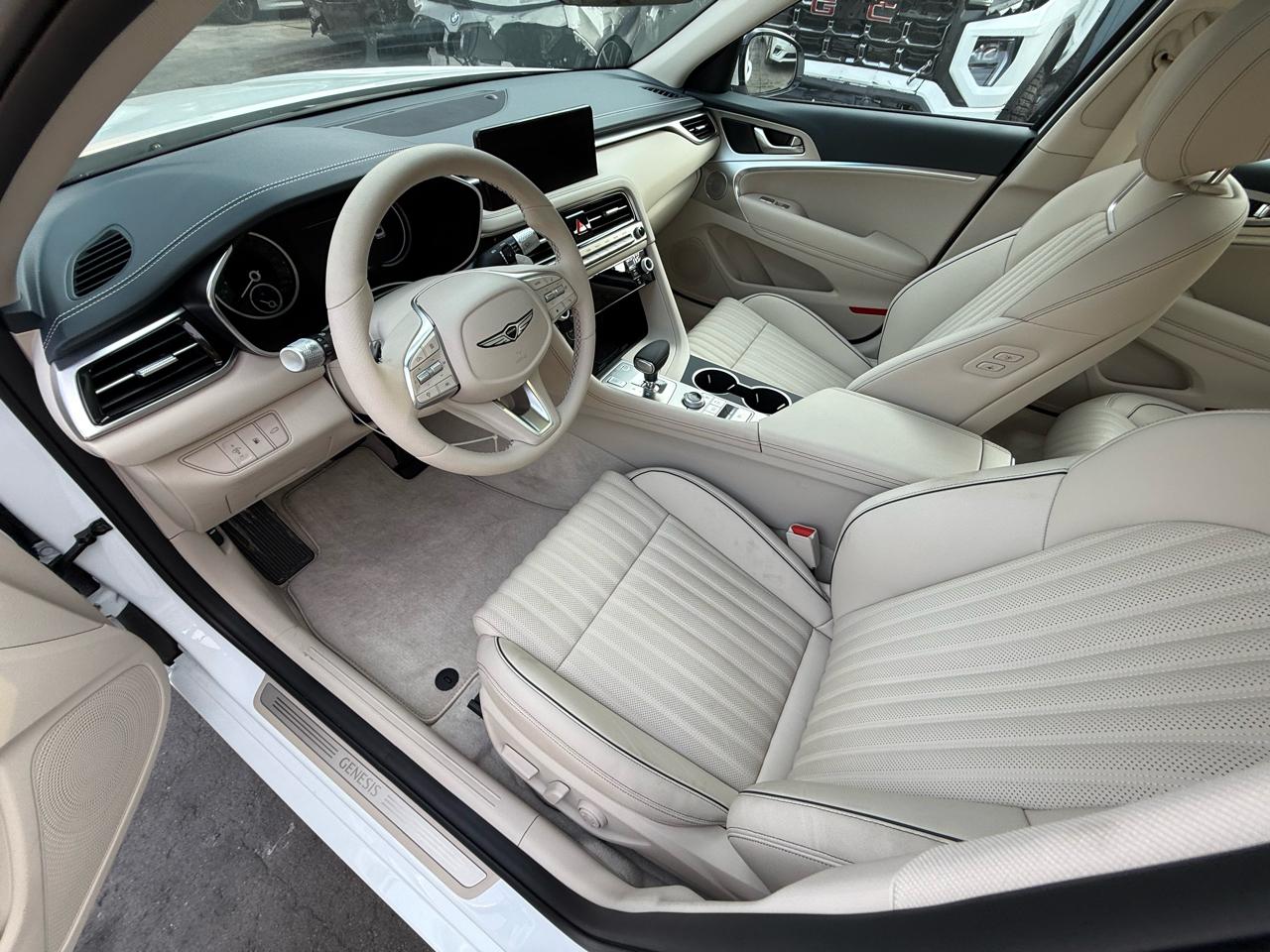 Genesis G80 2.5T Prestige 2026