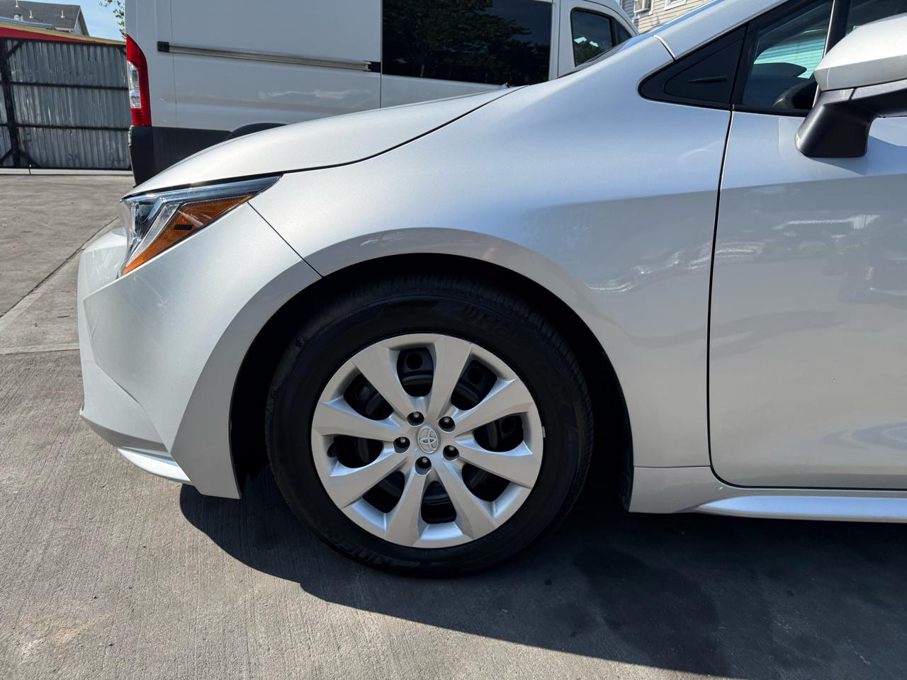 Toyota Corolla LE 2026