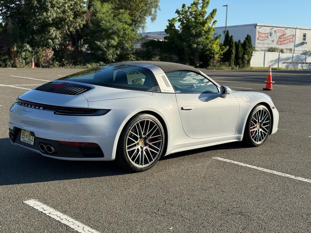Porsche 911 Carrera 4S Coupe 2024