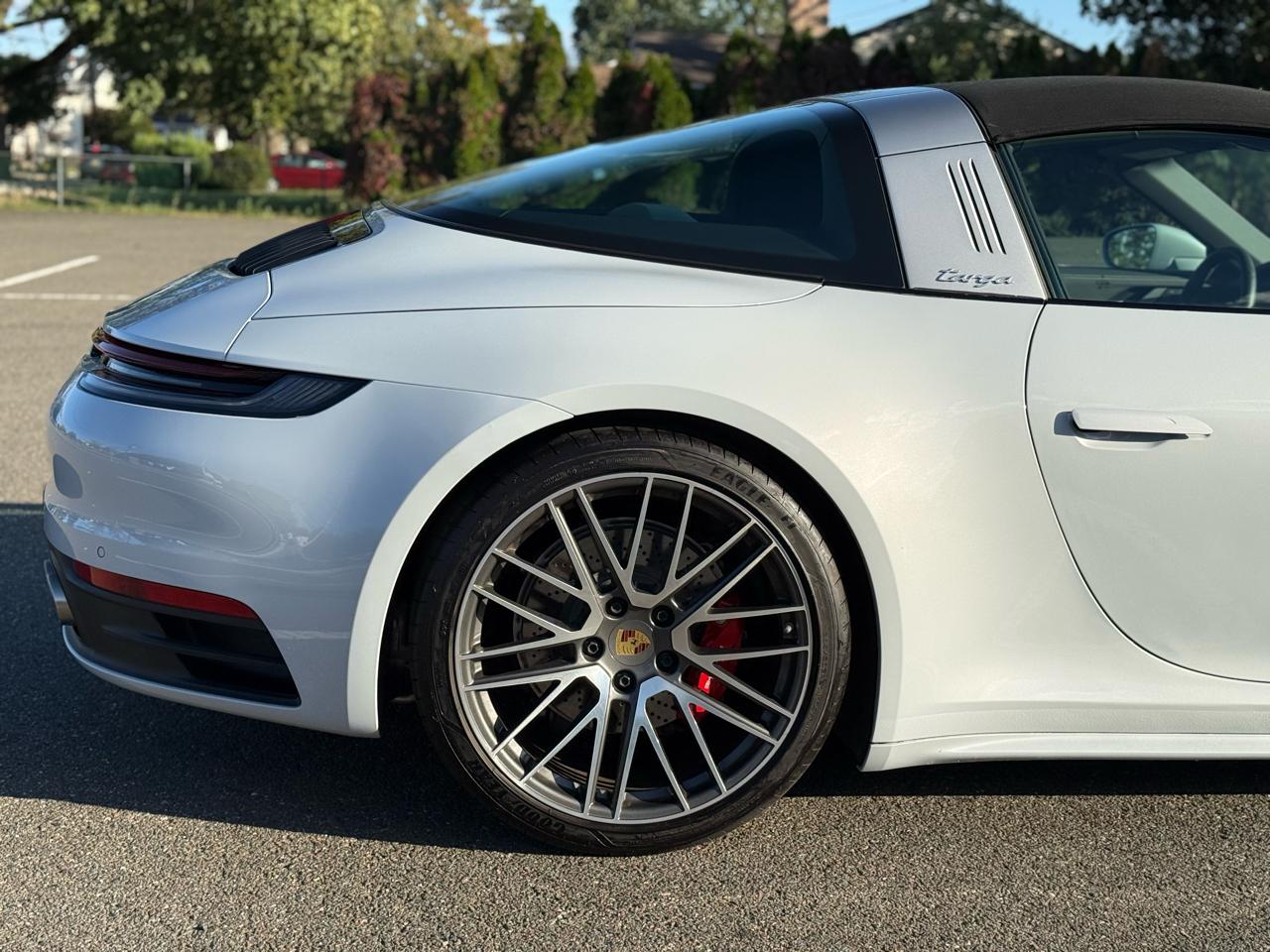 Porsche 911 Carrera 4S Coupe 2024