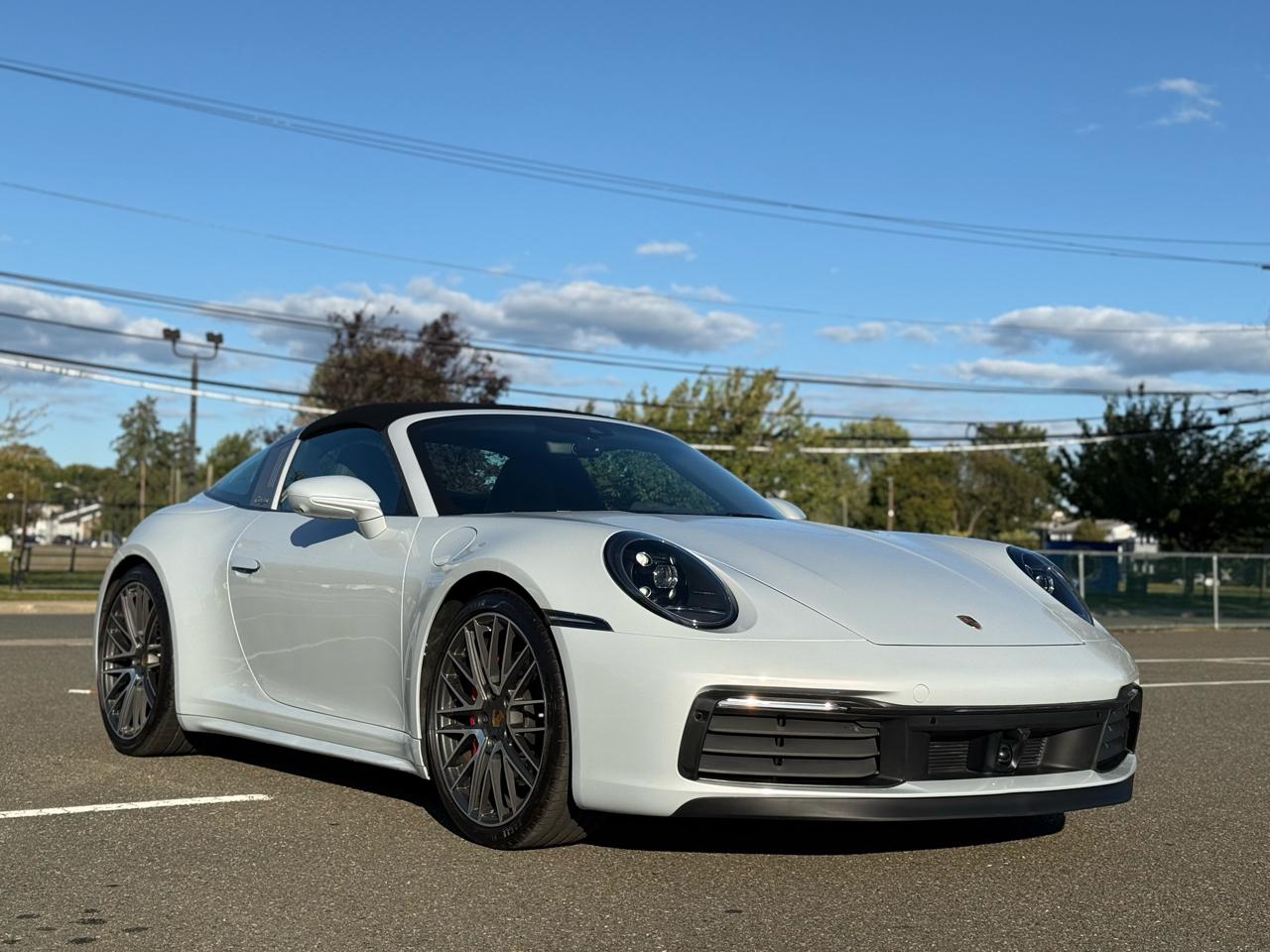 Porsche 911 Carrera 4S Coupe 2024