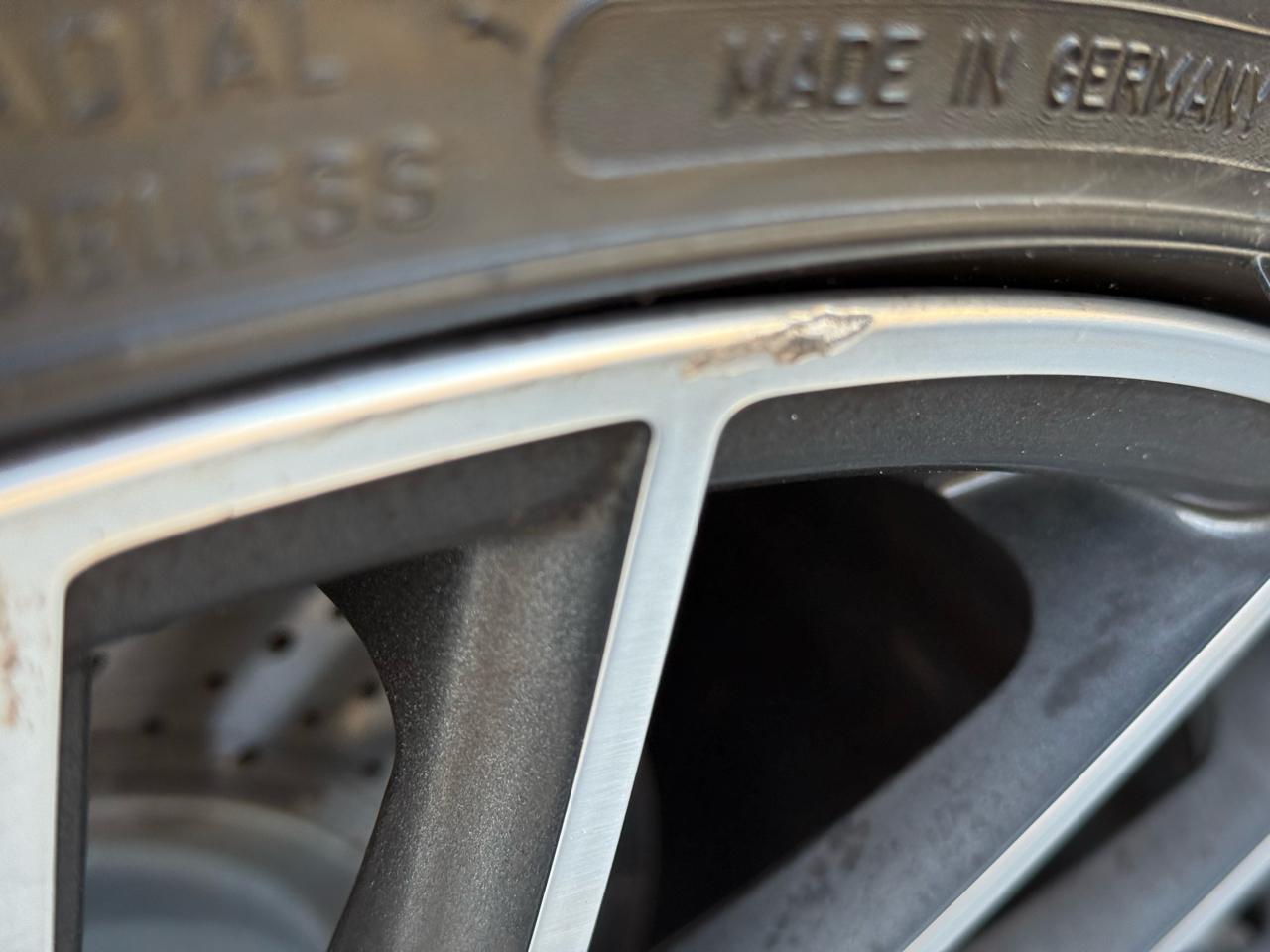 Porsche 911 Carrera 4S Coupe 2024