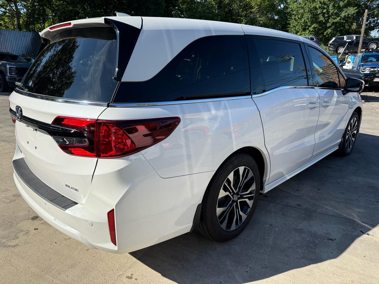 Honda Odyssey Elite 2026