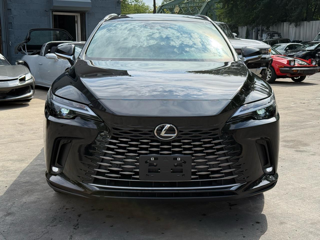Lexus RX 350h AWD 2025