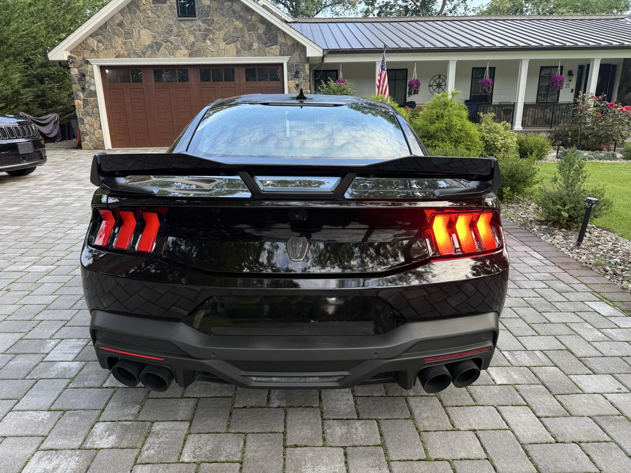 Ford Mustang Dark Horse 2024
