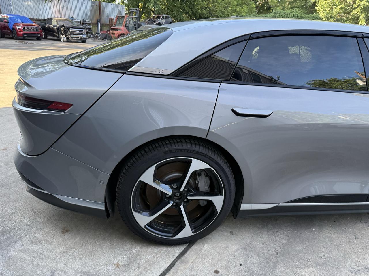 Lucid Air Touring 2025