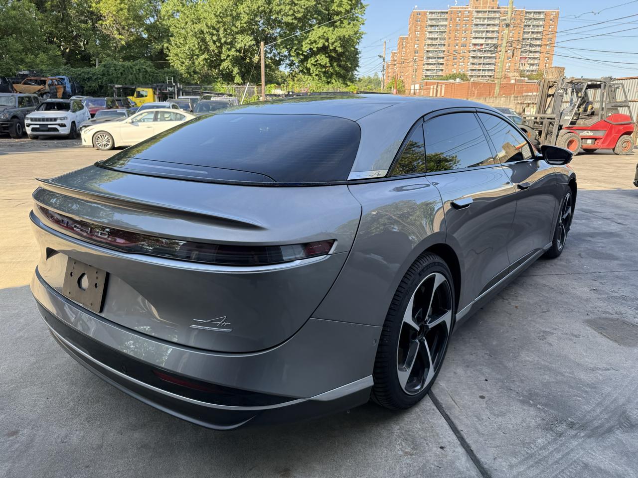 Lucid Air Touring 2025