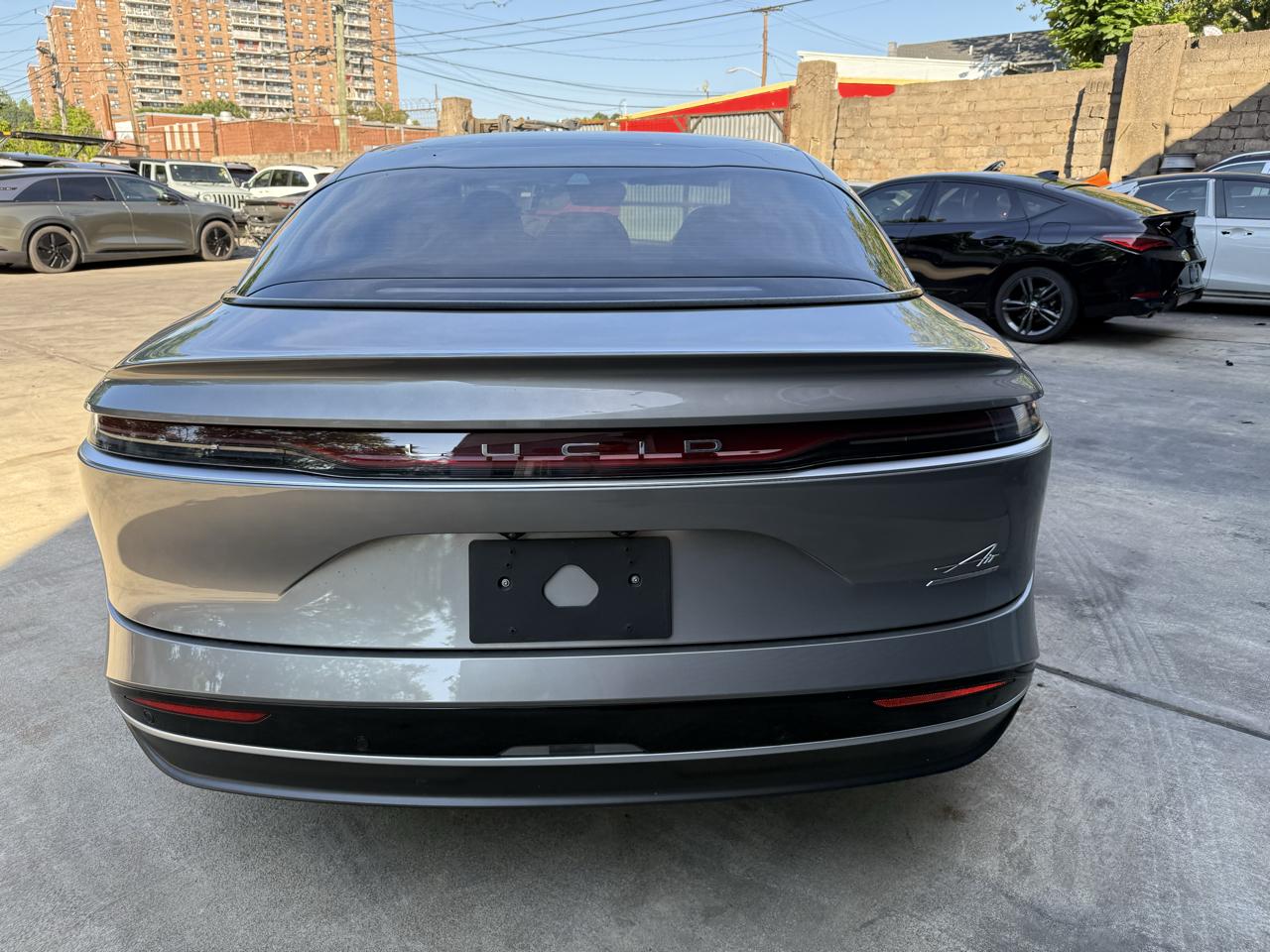 Lucid Air Touring 2025