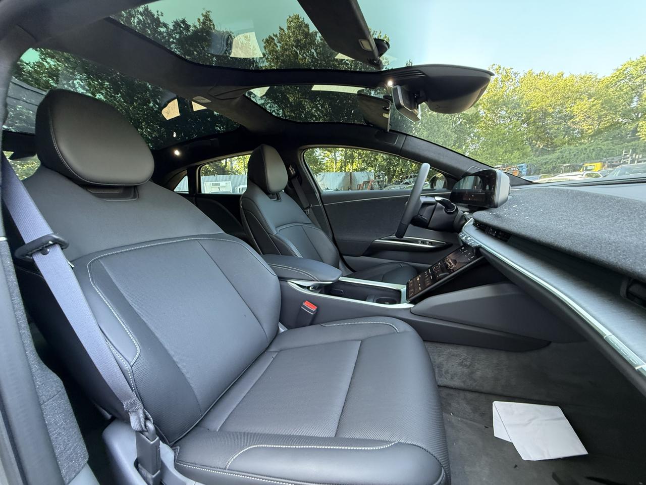 Lucid Air Touring 2025