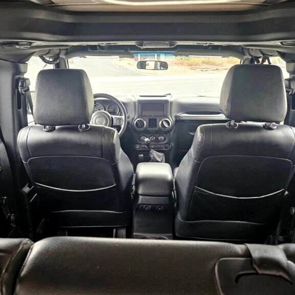 Jeep Wrangler Unlimited Sport 4WD 2011 Jeep Wrangler Unlimited Sport 4WD 2011