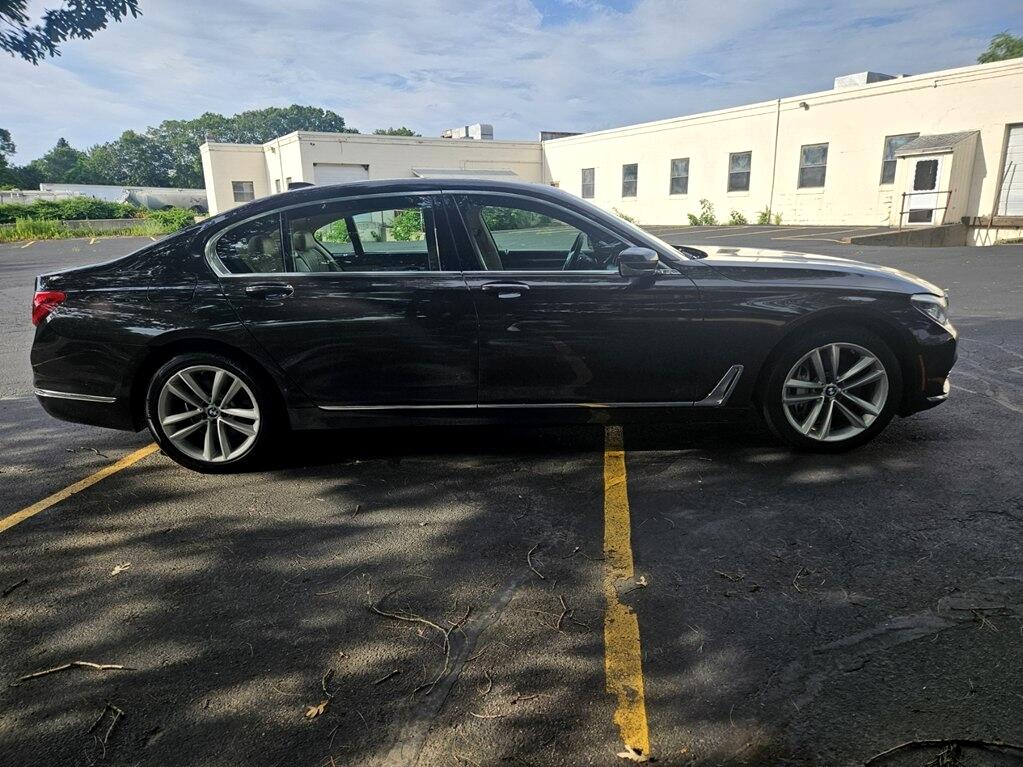 BMW 7-Series 750i xDrive 2016 BMW 7-Series 750i xDrive 2016
