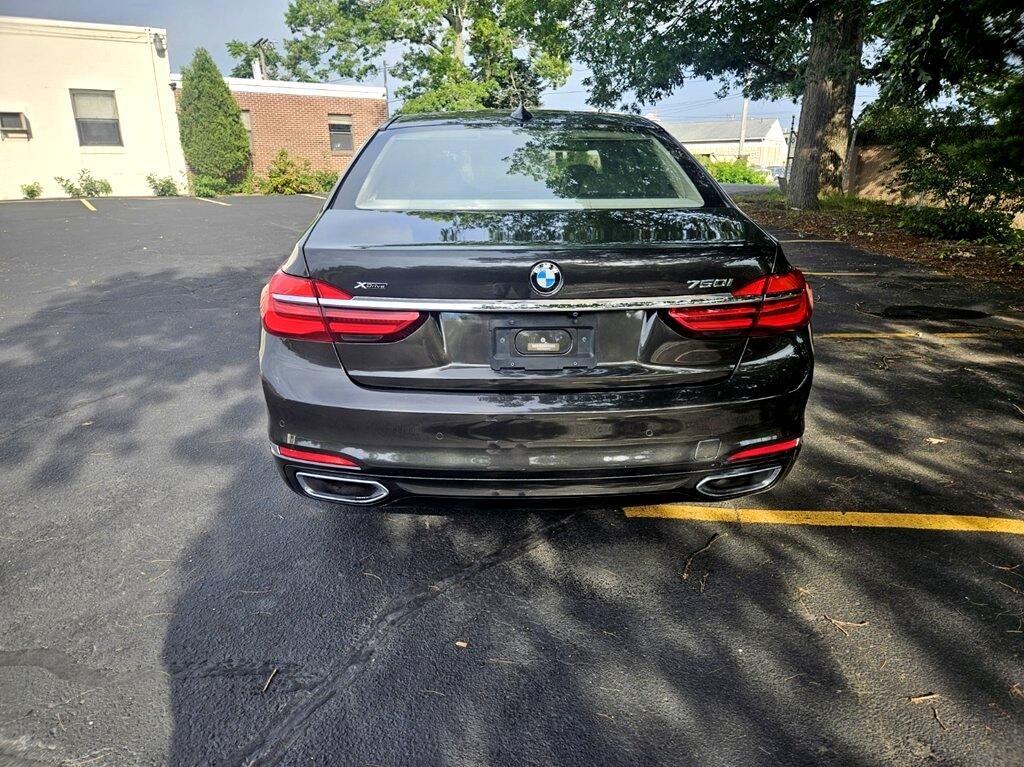 BMW 7-Series 750i xDrive 2016 BMW 7-Series 750i xDrive 2016