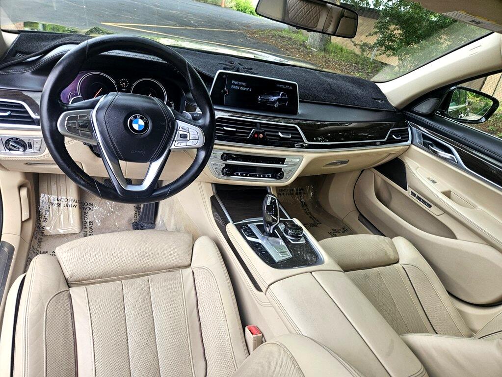 BMW 7-Series 750i xDrive 2016 BMW 7-Series 750i xDrive 2016