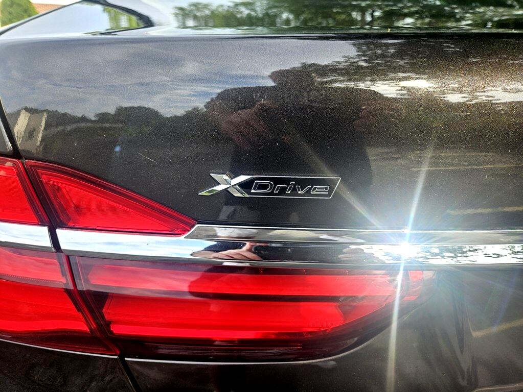 BMW 7-Series 750i xDrive 2016 BMW 7-Series 750i xDrive 2016