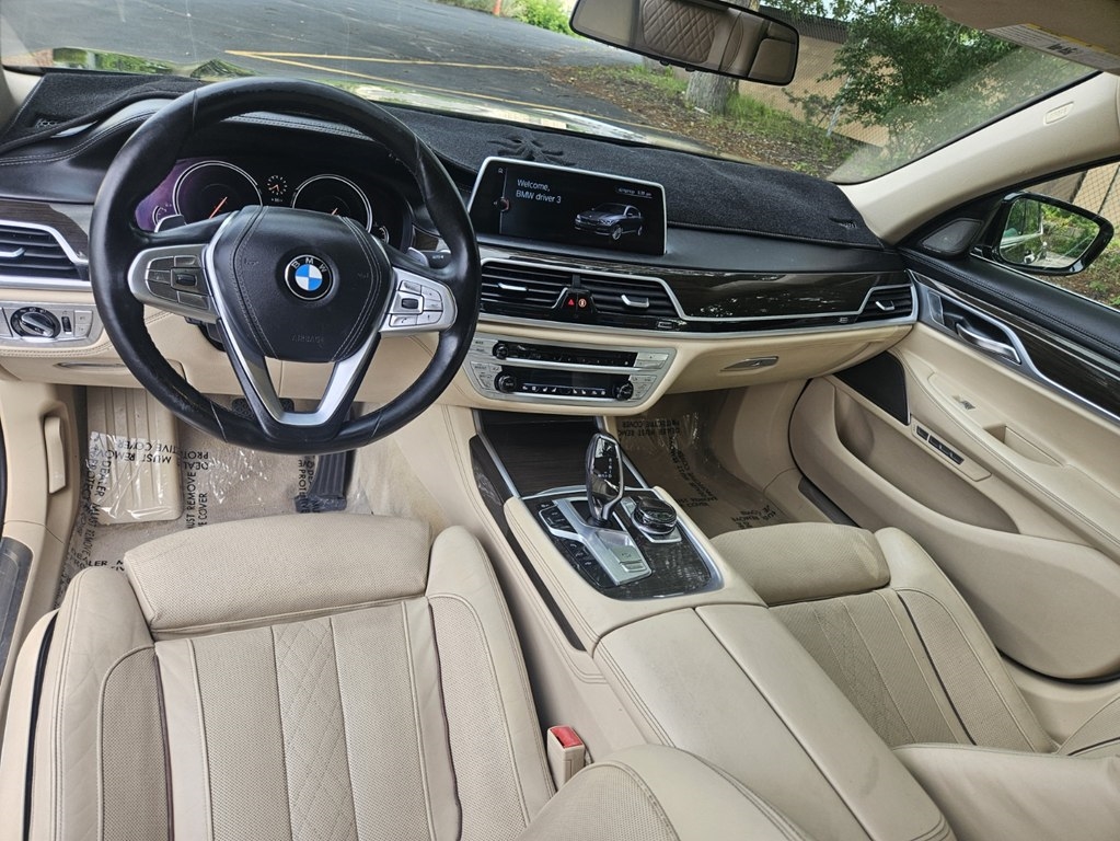 BMW 7-Series 750Li xDrive 2016