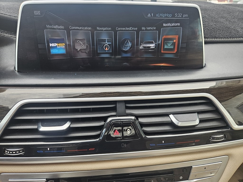 BMW 7-Series 750Li xDrive 2016