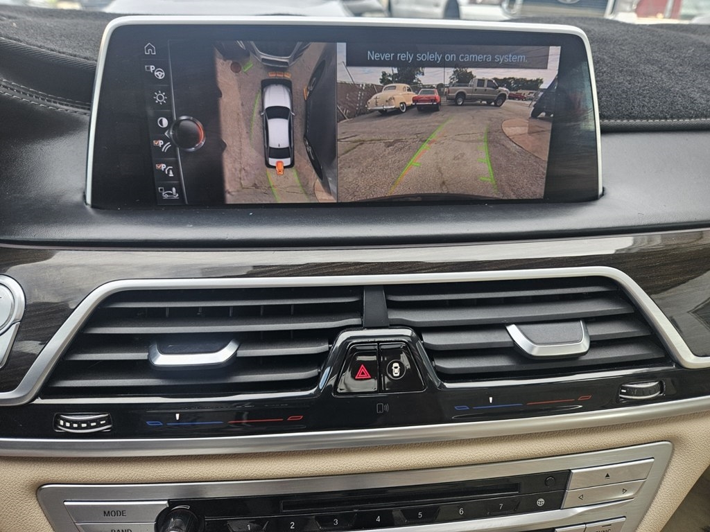 BMW 7-Series 750Li xDrive 2016