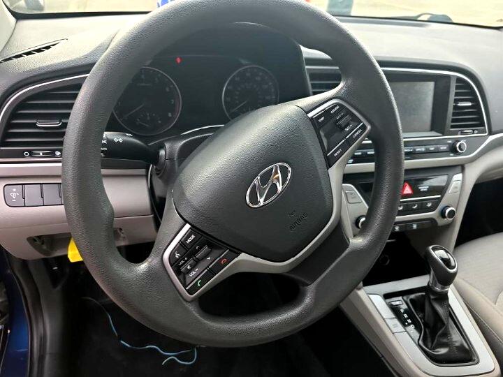 Hyundai Elantra Value Edition 6A 2017 Hyundai Elantra Value Edition 6A 2017