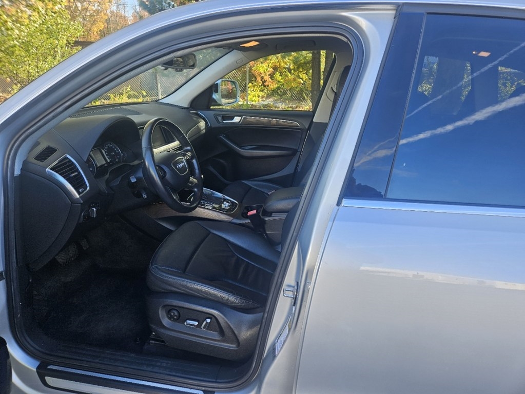 Audi Q5 2.0 quattro Premium 2014 Audi Q5 2.0 quattro Premium 2014