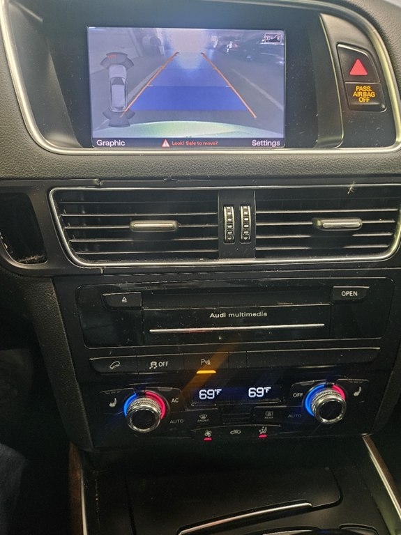 Audi Q5 2.0 quattro Premium 2014 Audi Q5 2.0 quattro Premium 2014