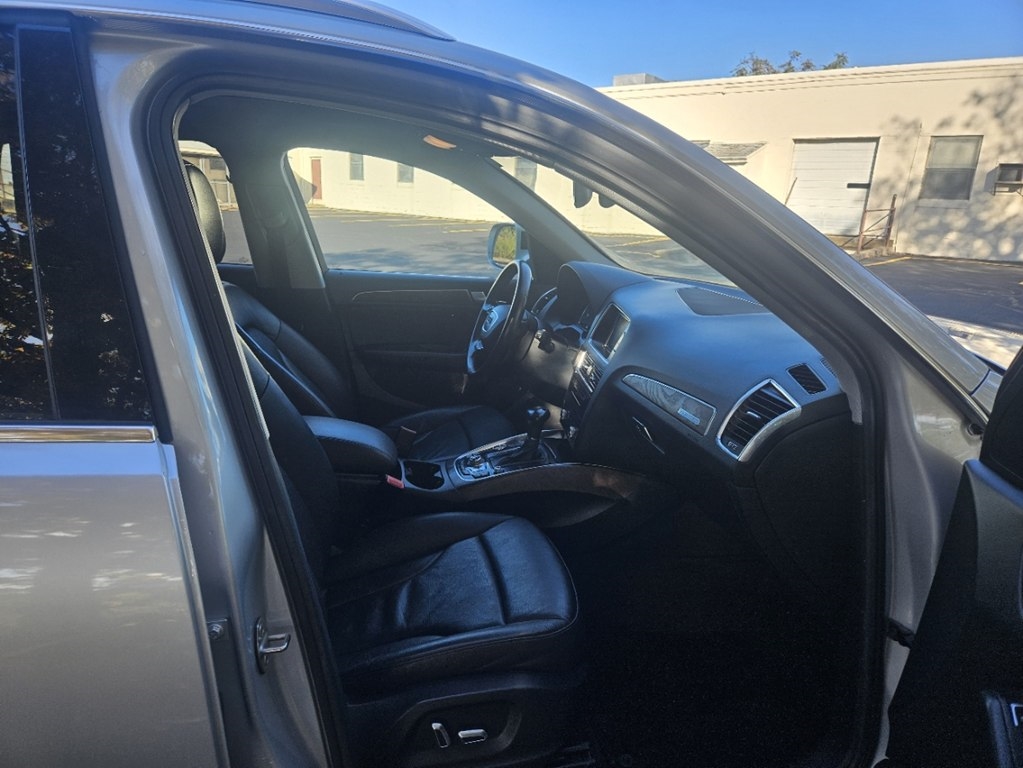 Audi Q5 2.0 quattro Premium 2014 Audi Q5 2.0 quattro Premium 2014