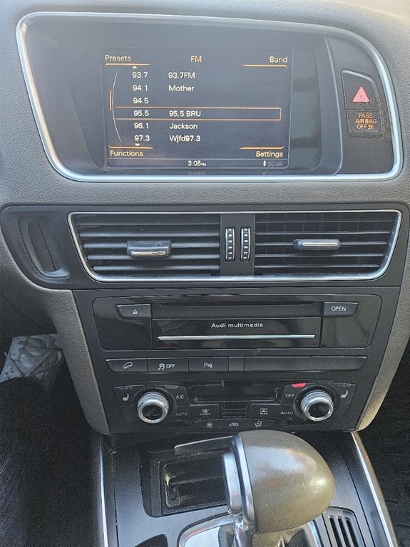 Audi Q5 2.0T Premium Plus quattro 2017 Audi Q5 2.0T Premium Plus quattro 2017