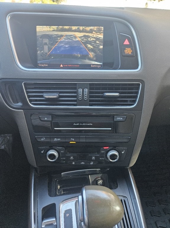 Audi Q5 2.0T Premium Plus quattro 2017 Audi Q5 2.0T Premium Plus quattro 2017