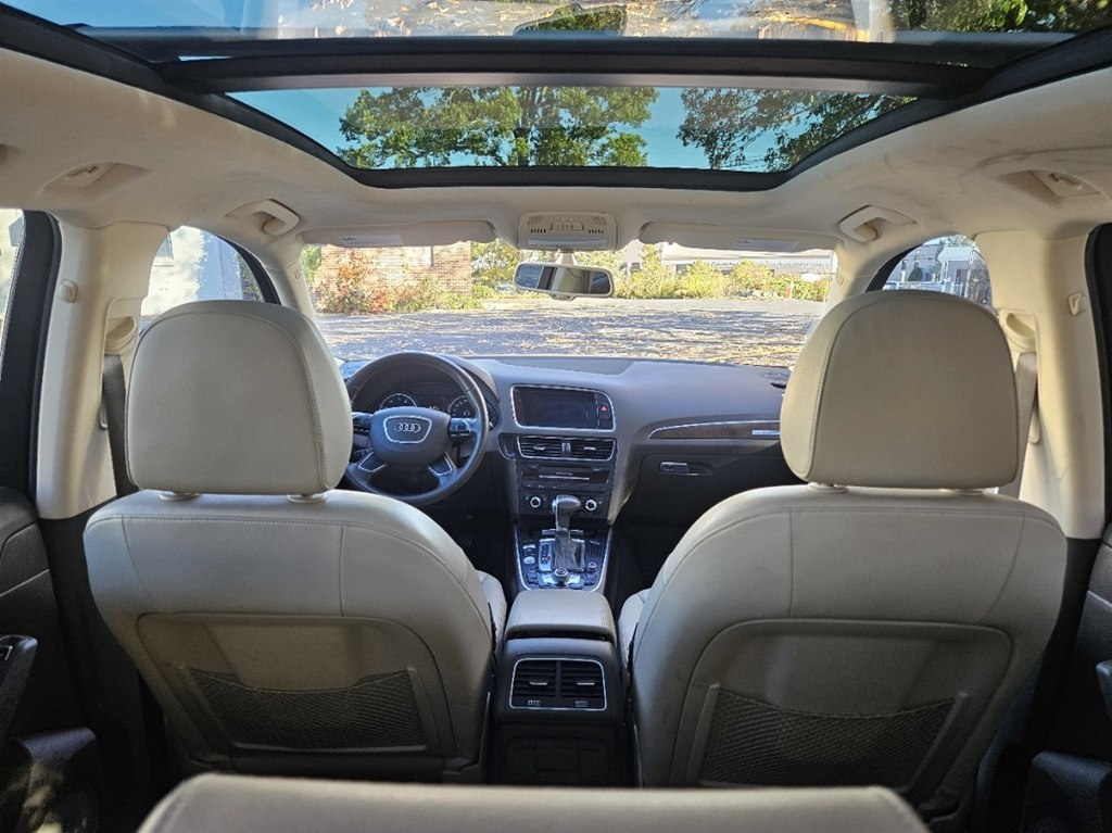 Audi Q5 2.0T Premium Plus quattro 2017 Audi Q5 2.0T Premium Plus quattro 2017