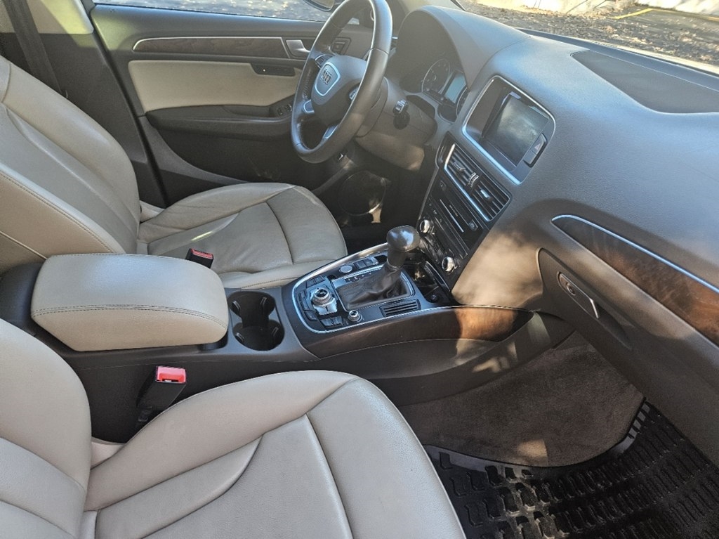 Audi Q5 2.0T Premium Plus quattro 2017 Audi Q5 2.0T Premium Plus quattro 2017