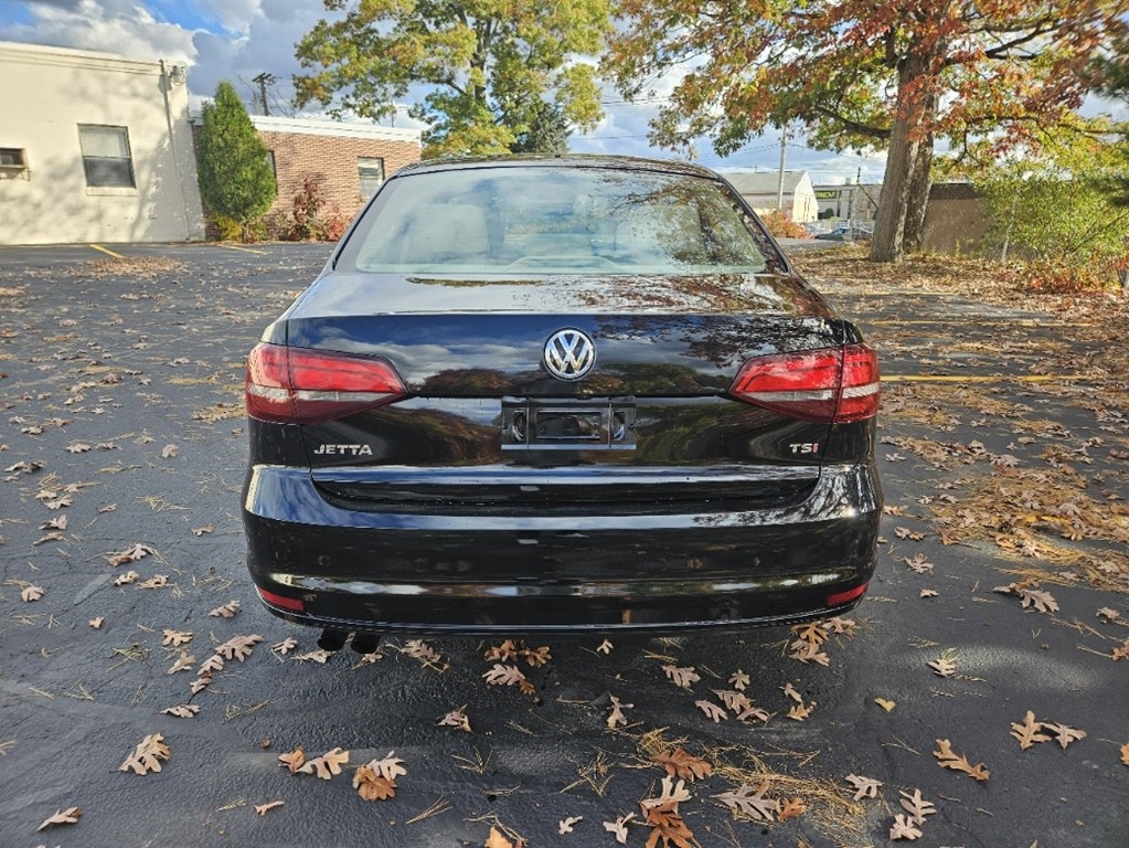 Volkswagen Jetta 1.4T SE 6A 2018 Volkswagen Jetta 1.4T SE 6A 2018