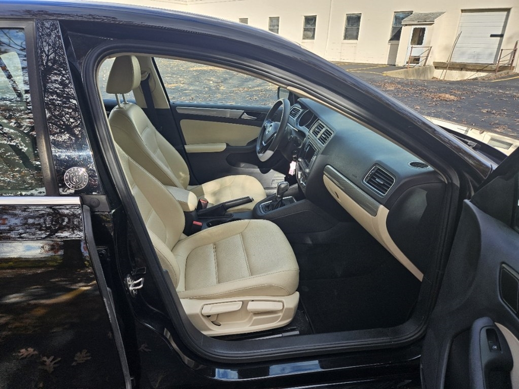 Volkswagen Jetta 1.4T SE 6A 2018 Volkswagen Jetta 1.4T SE 6A 2018