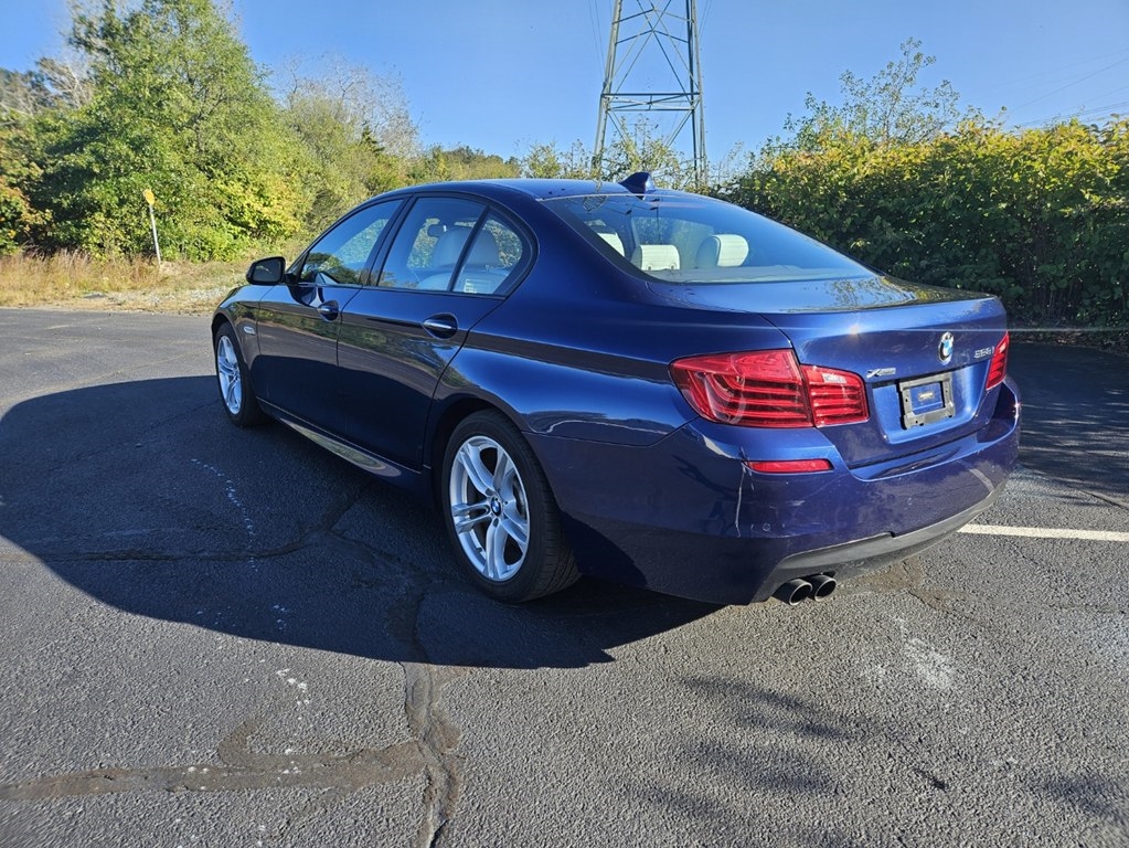 BMW 528XI  2015 BMW 528XI  2015