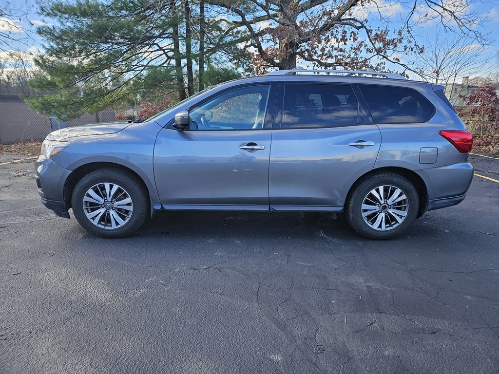 Nissan Pathfinder S 4WD 2017