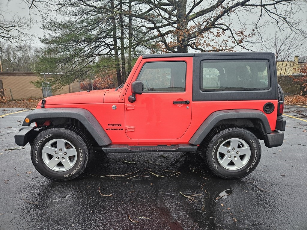 Jeep Wrangler Sport 4WD 2013