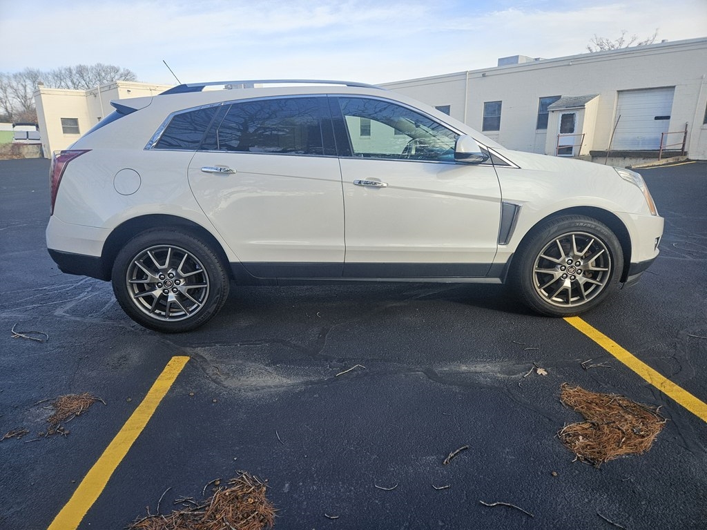 Cadillac SRX Performance Collection FWD 2016